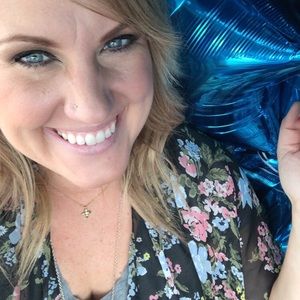 Meet your Posher, Nichole